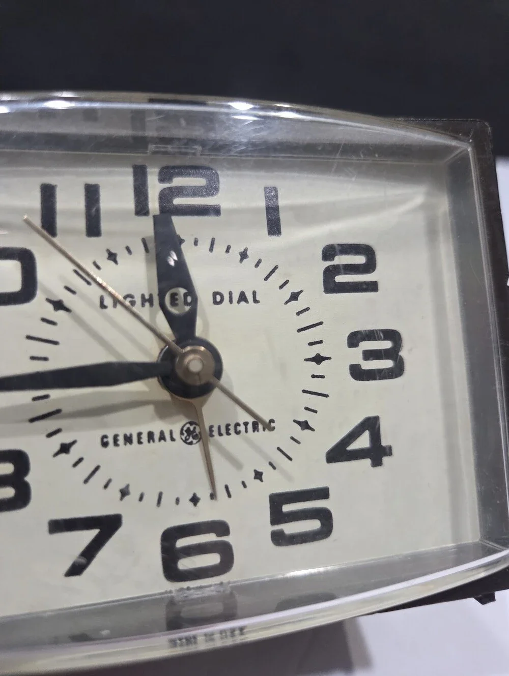 Vintage General Electric Brown Retro Square Bedside  Clock (Works)